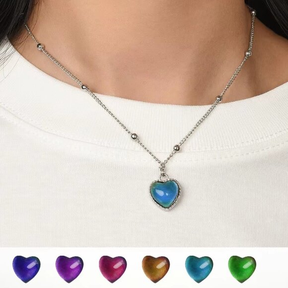 Heart Mood Necklace - Picture 4 of 5